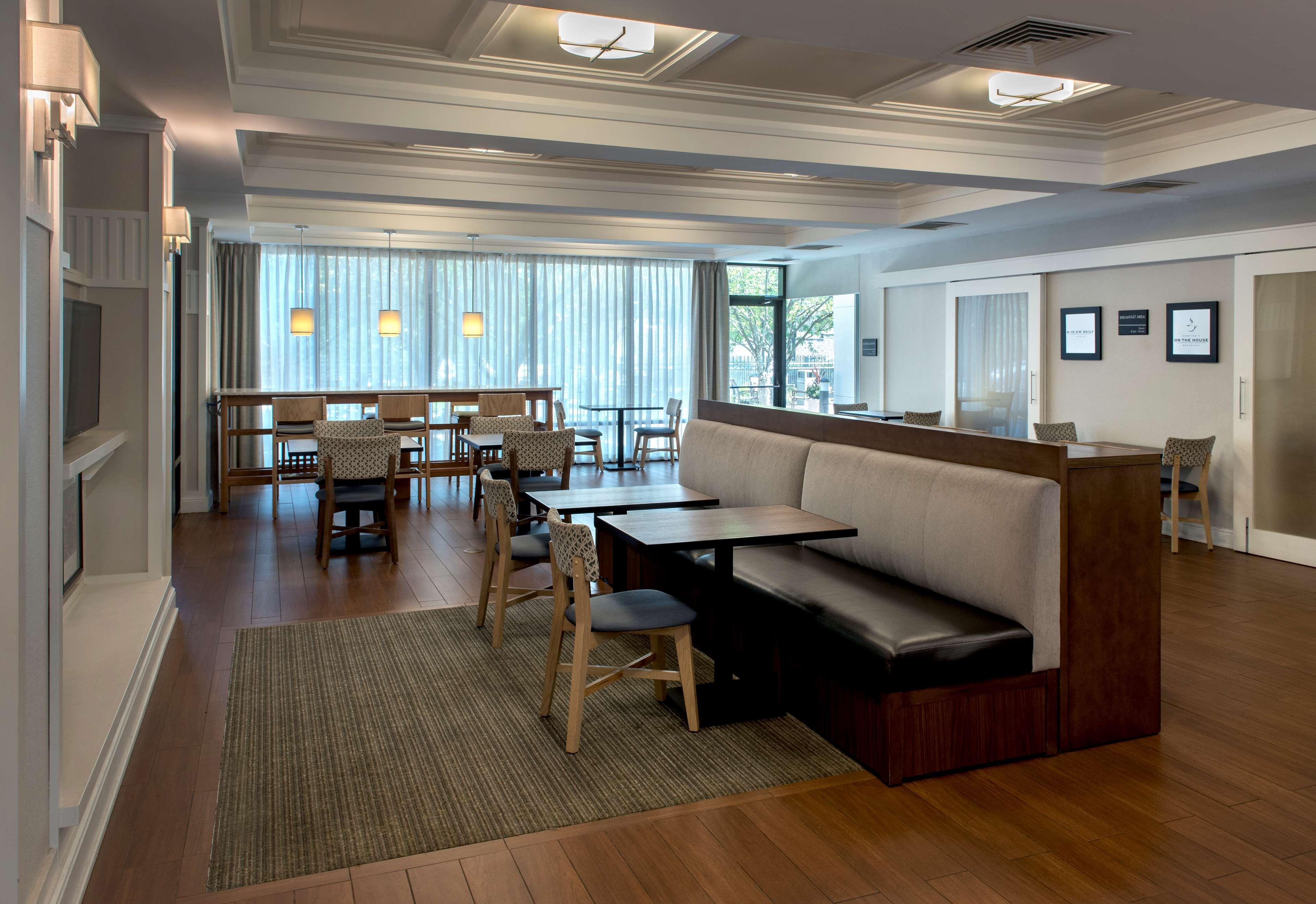 Hampton Inn Middletown Exteriör bild
