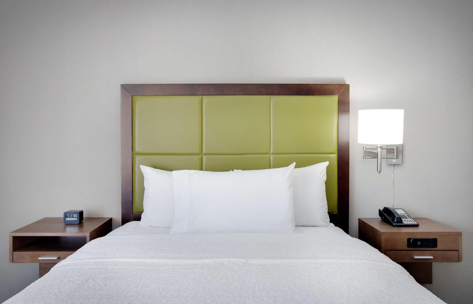 Hampton Inn Middletown Exteriör bild