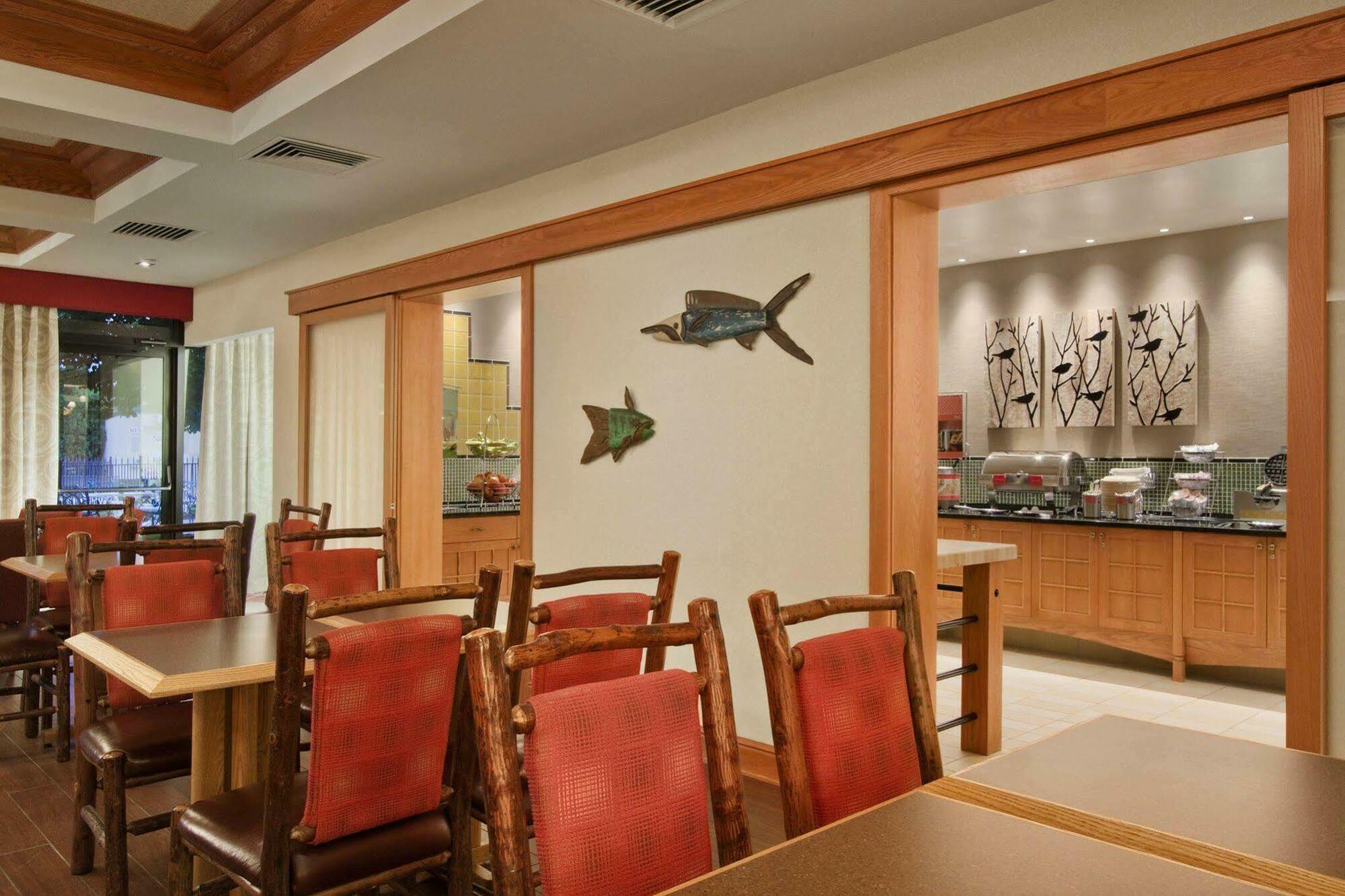 Hampton Inn Middletown Exteriör bild